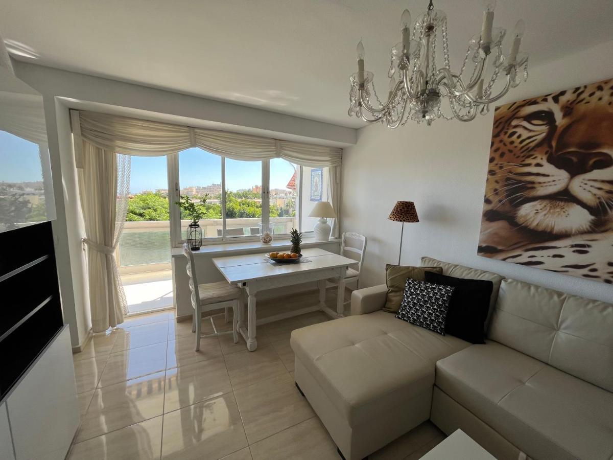 Weforyou Sunset Carihuela Torremolinos Exterior photo